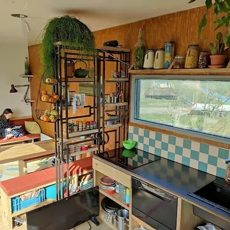 Tiny House, De Trailer Op Landgoed Rorik Campingplatz Beverwijk