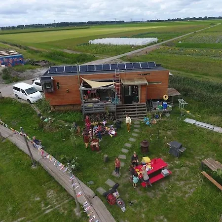 Tiny House, De Trailer Op Landgoed Rorik Beverwijk